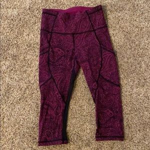 Lululemon crop leggings